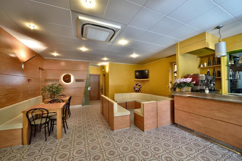 Hotel Guya Varazze Εξωτερικό φωτογραφία