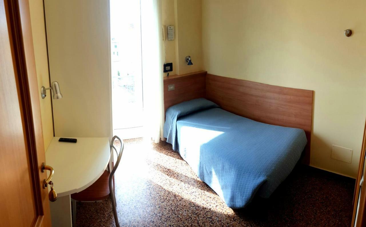 Hotel Guya Varazze Εξωτερικό φωτογραφία
